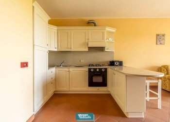 Cucina - Appartamento via Sant'Isidoro, 1, Bogogno - foto 4