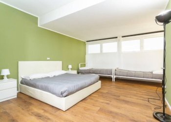 Camera da letto - Bed & Breakfast viale Bruno Radich, 21, Grugliasco - foto 10