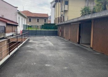 Cortile interno - Box via Bolzano, 21, Collegno - foto 5