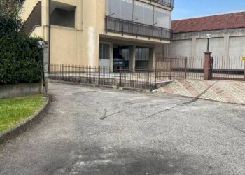 Cortile interno - Box via Bolzano, 21, Collegno - photo 7