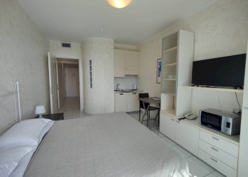 Stanza arredata - Bilocale strada Privata Serenella, 36, Sanremo - foto 5