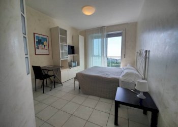 Stanza arredata - Bilocale strada Privata Serenella, 36, Sanremo - foto 9