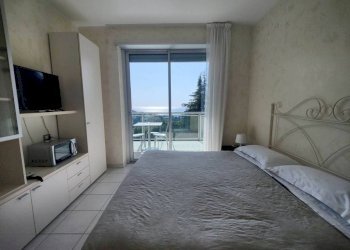 Stanza arredata - Bilocale strada Privata Serenella, 36, Sanremo - foto 10