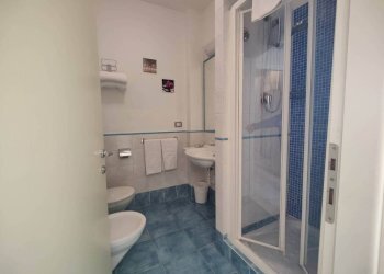 Bagno - Bilocale strada Privata Serenella, 36, Sanremo - foto 11