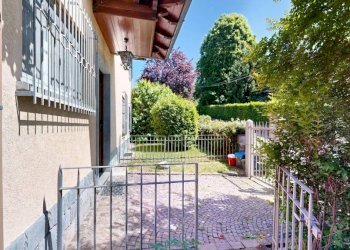 Cortile interno - Villa via Carugo, 13, Mornago - foto 17