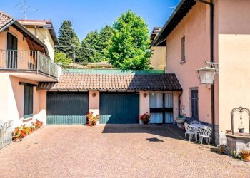 Cortile interno - Villa via Carugo, 13, Mornago - foto 8