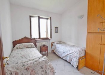 Camera da letto - Casa indipendente via Caduti sul Lavoro, 3, Mondovì - foto 6