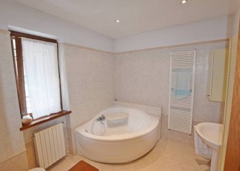 Bagno - Casa indipendente via Caduti sul Lavoro, 3, Mondovì - foto 12