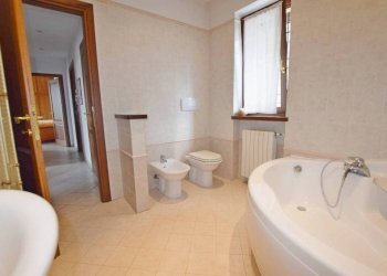 Bagno - Casa indipendente via Caduti sul Lavoro, 3, Mondovì - foto 13