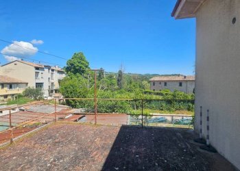 Terrazzo - Villa viale Dante, 14, Pergola - foto 4