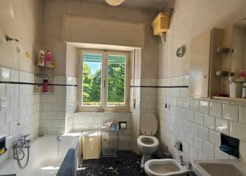 Bagno - Villa viale Dante, 14, Pergola - foto 21