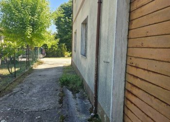 Cortile interno - Villa viale Dante, 14, Pergola - foto 48