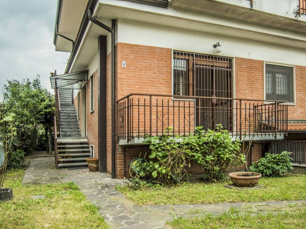 Giardino - Villa via Redipuglia, 3, Cesano Boscone - foto 2