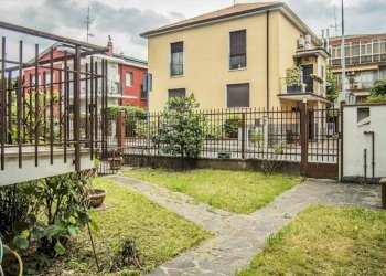 Giardino - Villa via Redipuglia, 3, Cesano Boscone - foto 5