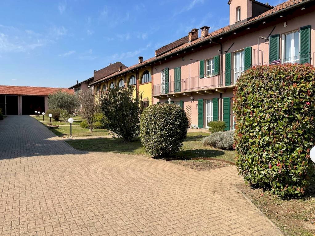 Giardino - Villa a Schiera Borgata Dojrone, 9, Rivalta di Torino - foto 2