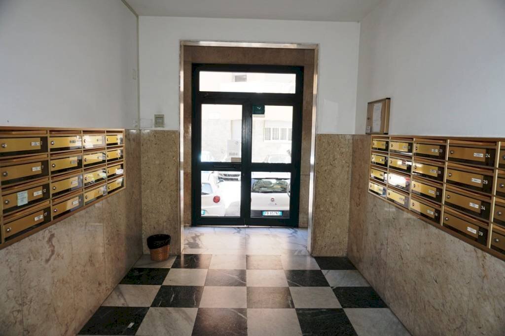 Interno palazzo - Trilocale via dei Landi, 16, Genova (zona Sampierdarena) - foto 3