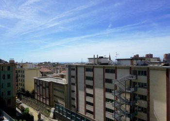 Vista - Trilocale via dei Landi, 16, Genova (zona Sampierdarena) - foto 14