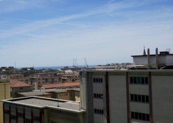 Vista - Trilocale via dei Landi, 16, Genova (zona Sampierdarena) - foto 23
