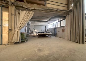 Interno non residenziale - Capannone via Vittorio Veneto, 57, Caramagna Piemonte - foto 13