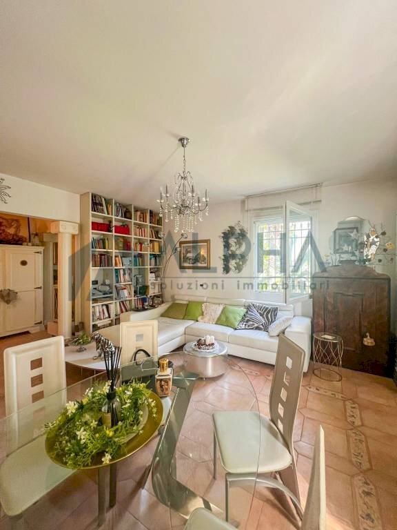 Salone - Villa via dei Visconti, Lugo - foto 2