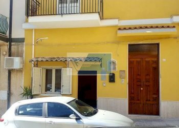 Trilocale via Grazia Deledda, Noto - foto 1