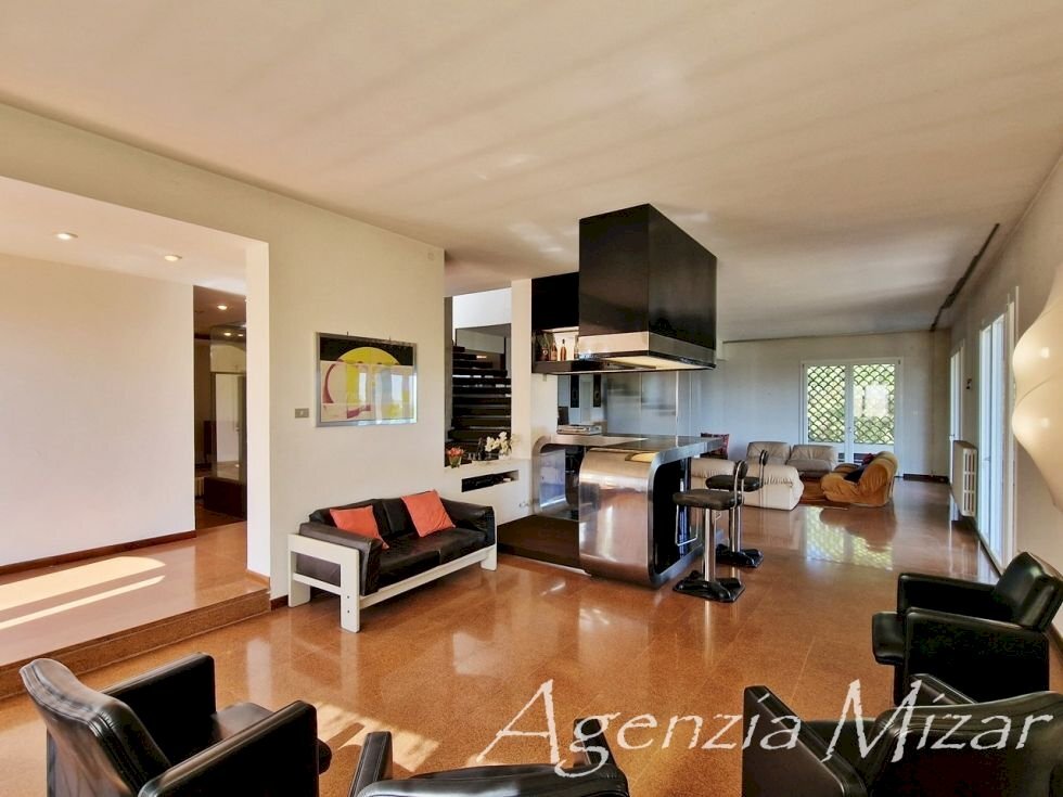 Villa Imola - foto 2