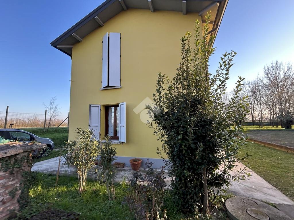 Villa Via remesina esterna, Carpi - photo 3