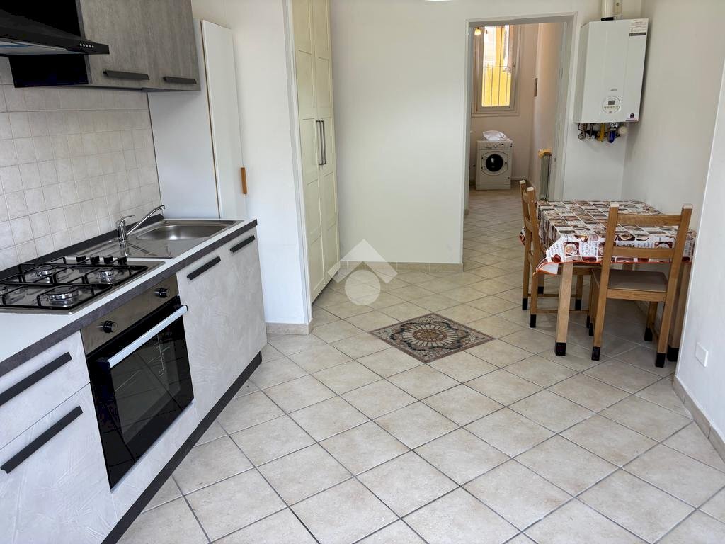 One-room apartment Via S. Donato, Bologna - photo 3