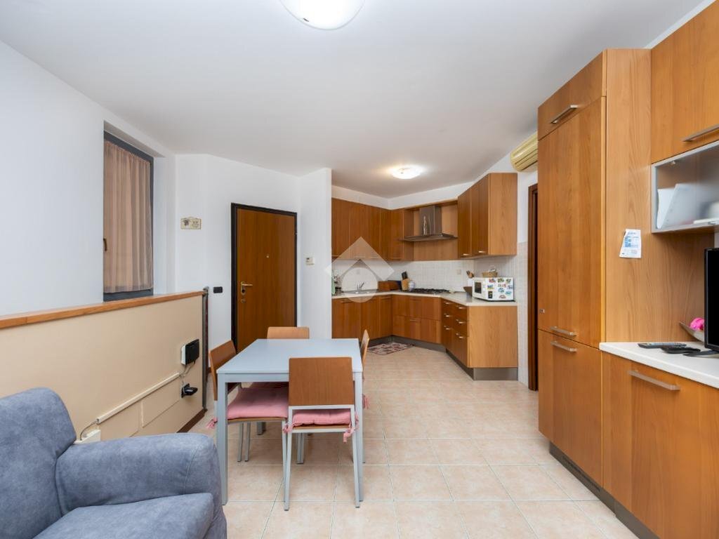 Three-room apartment Viale Piave, Gessate - photo 3