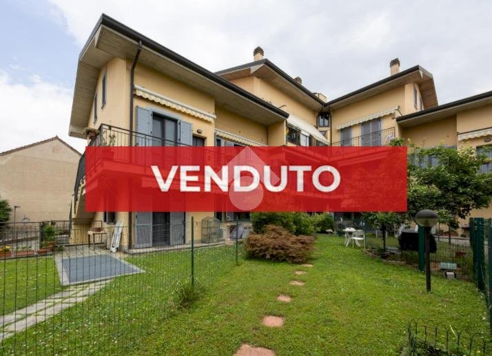 Three-room apartment Viale Piave, Gessate - photo 1