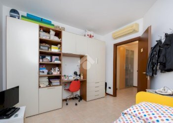 Three-room apartment Viale Piave, Gessate - photo 13