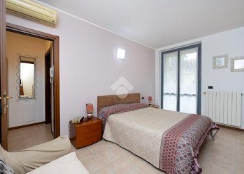 Three-room apartment Viale Piave, Gessate - photo 17