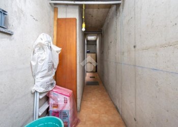 Three-room apartment Viale Piave, Gessate - photo 32