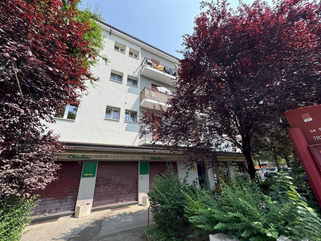 Facciata - Box via del Triumvirato, 1/6, Bologna (zona Borgo Panigale) - foto 1