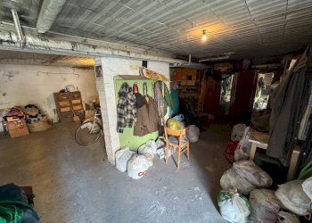 Cantina - Box via del Triumvirato, 1/6, Bologna (zona Borgo Panigale) - foto 4