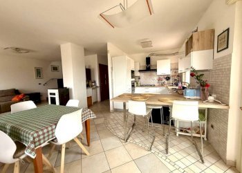 Salone - Villa strada Carmagnola, 62/a, Caramagna Piemonte - foto 6