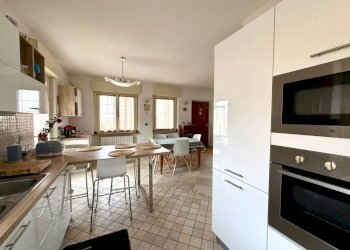 Cucina - Villa strada Carmagnola, 62/a, Caramagna Piemonte - foto 10