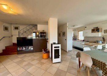 Salone - Villa strada Carmagnola, 62/a, Caramagna Piemonte - foto 14