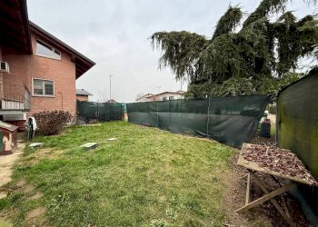 Giardino - Villa strada Carmagnola, 62/a, Caramagna Piemonte - foto 45