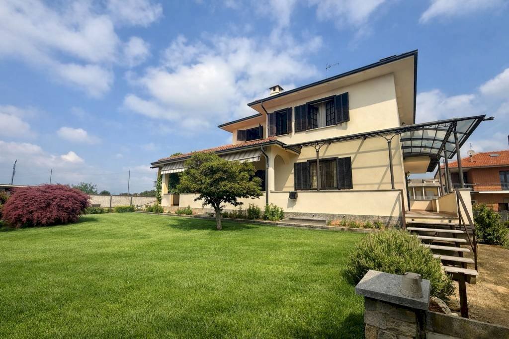 Giardino - Villa vicolo Sebastiano Baravalle, 5, Carmagnola - foto 1