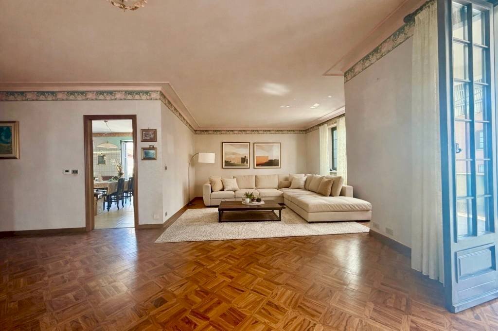 Salone - Villa vicolo Sebastiano Baravalle, 5, Carmagnola - foto 2