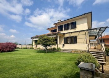 Giardino - Villa vicolo Sebastiano Baravalle, 5, Carmagnola - foto 1