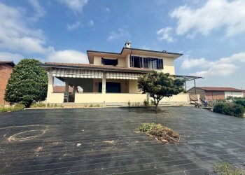 Facciata - Villa vicolo Sebastiano Baravalle, 5, Carmagnola - foto 11