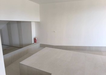 Stanza non arredata - Appartamento via Porta di Vasco, 21, Mondovì - foto 17