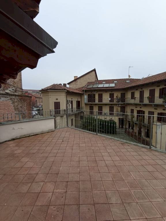 Terrazzo - Casa indipendente via Tancredi Duccio Galimberti, 32, Asti - foto 1