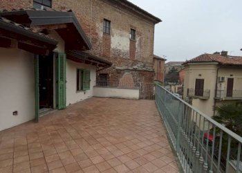 Terrazzo - Casa indipendente via Tancredi Duccio Galimberti, 32, Asti - foto 2