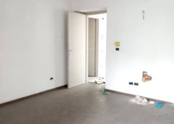Stanza non arredata - Casa indipendente via Tancredi Duccio Galimberti, 32, Asti - foto 9