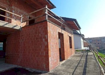 Facciata - Villa strada Laverdina, Asti - foto 4