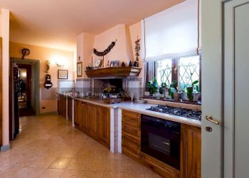 cucina  - Villa Brescia - foto 20