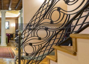 Dettaglio scala - Villa Brescia - foto 29